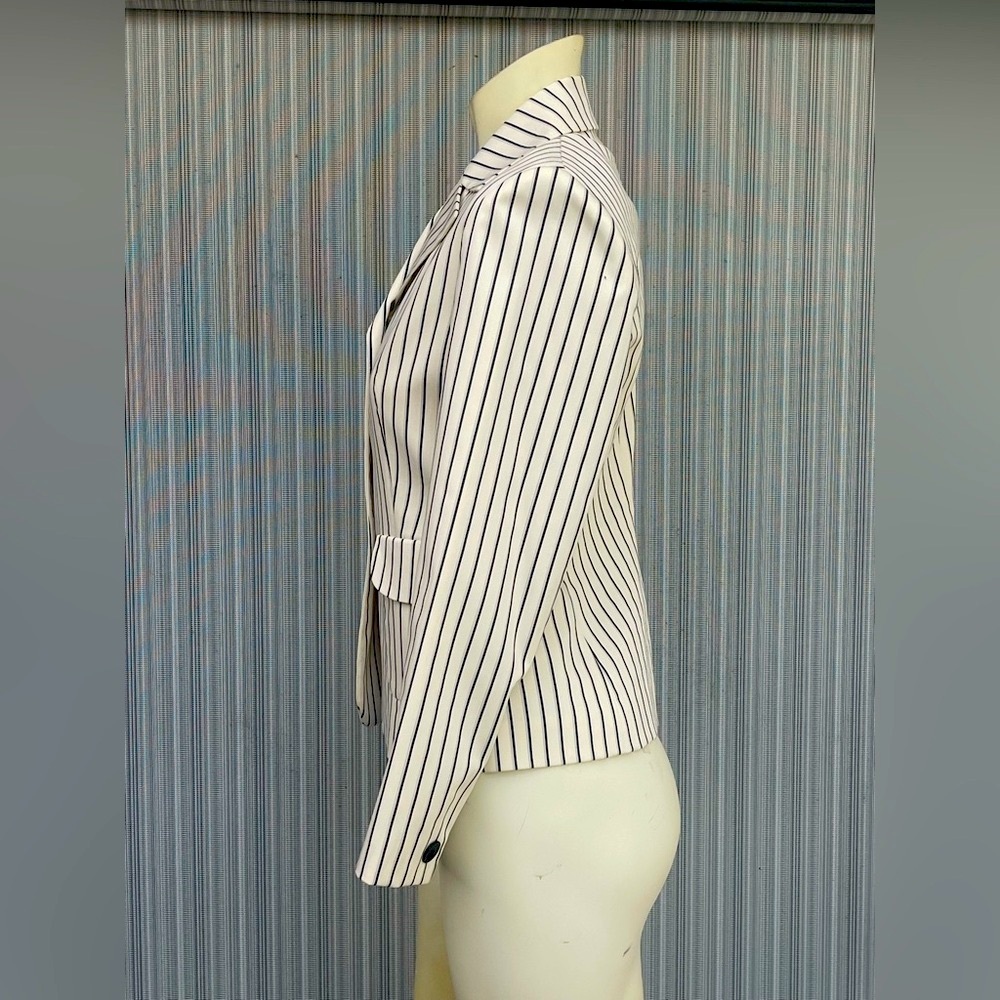 Off White Preppy Kasper Black and White Blazer with Notched Lapel size 2 - Picture 3 of 16
